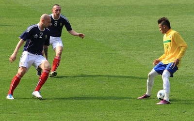 FB体育评论-阿莱桑德里抢点破门扳平比分